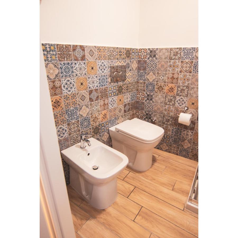 Casa Masaniello - Affittacamere Guesthouse In Historical Center Toledo Station Napoli Eksteriør billede